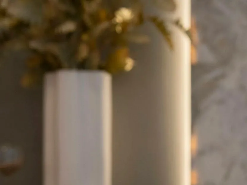 Sandalwood candle